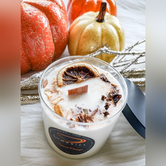 Spiced Orange Soy Candle w/ Wood Wick - Picture 4 of 12